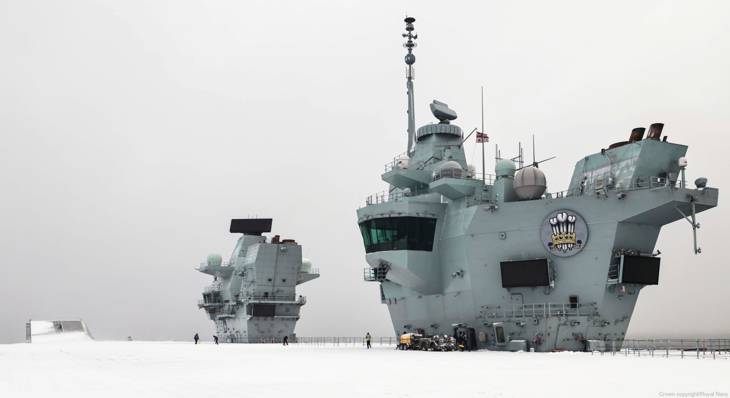 r-09 hms prince of wales aircraft carrier royal navy 35