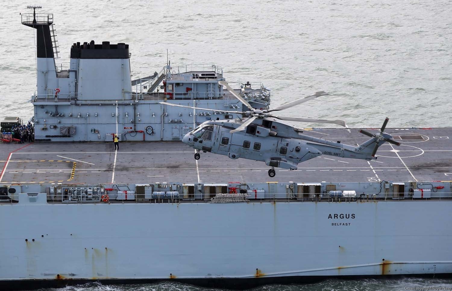 a 135 rfa argus casualty receiving ship support royal fleet auxilary navy merlin hc4 commando