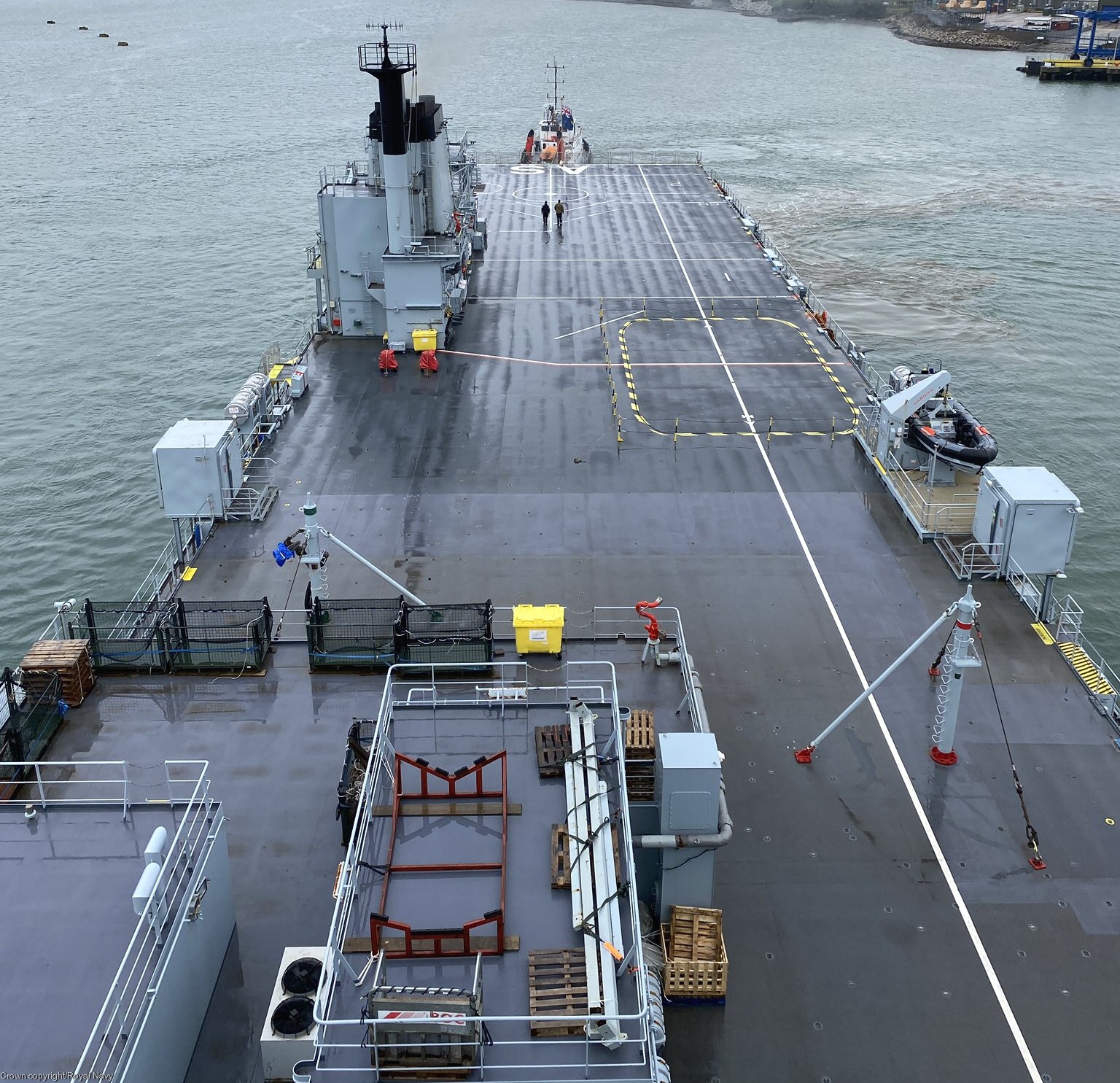 a 135 rfa argus casualty receiving ship support royal fleet auxilary navy 30