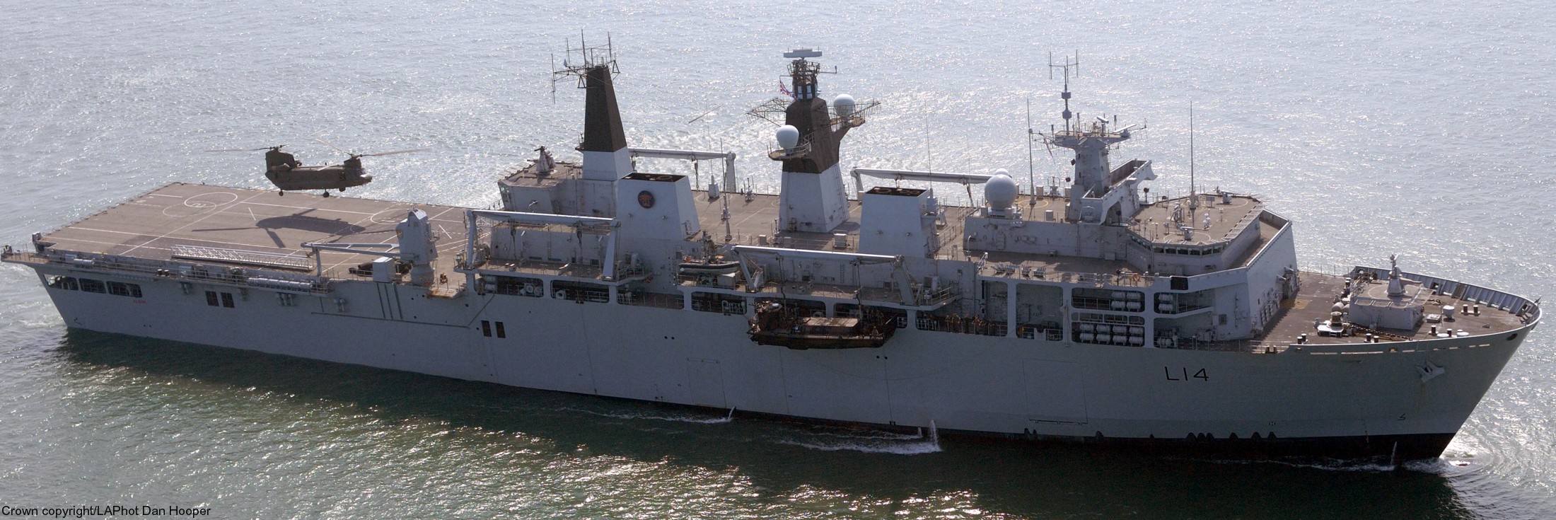 l14 hms albion amphibious transport dock assault ship landing platform lpd royal navy 26
