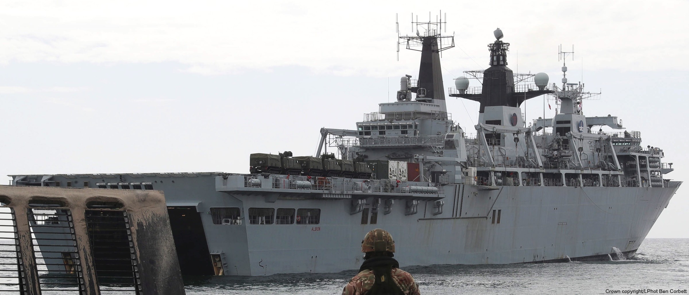 l14 hms albion amphibious transport dock assault ship landing platform lpd royal navy 33