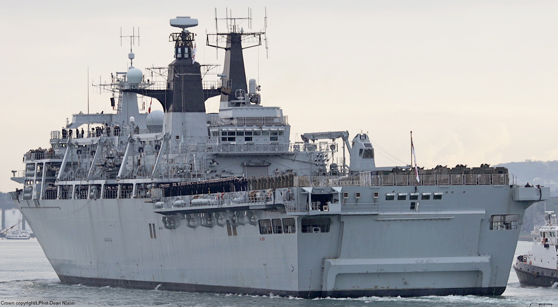 l14 hms albion amphibious transport dock assault ship landing platform lpd royal navy 42