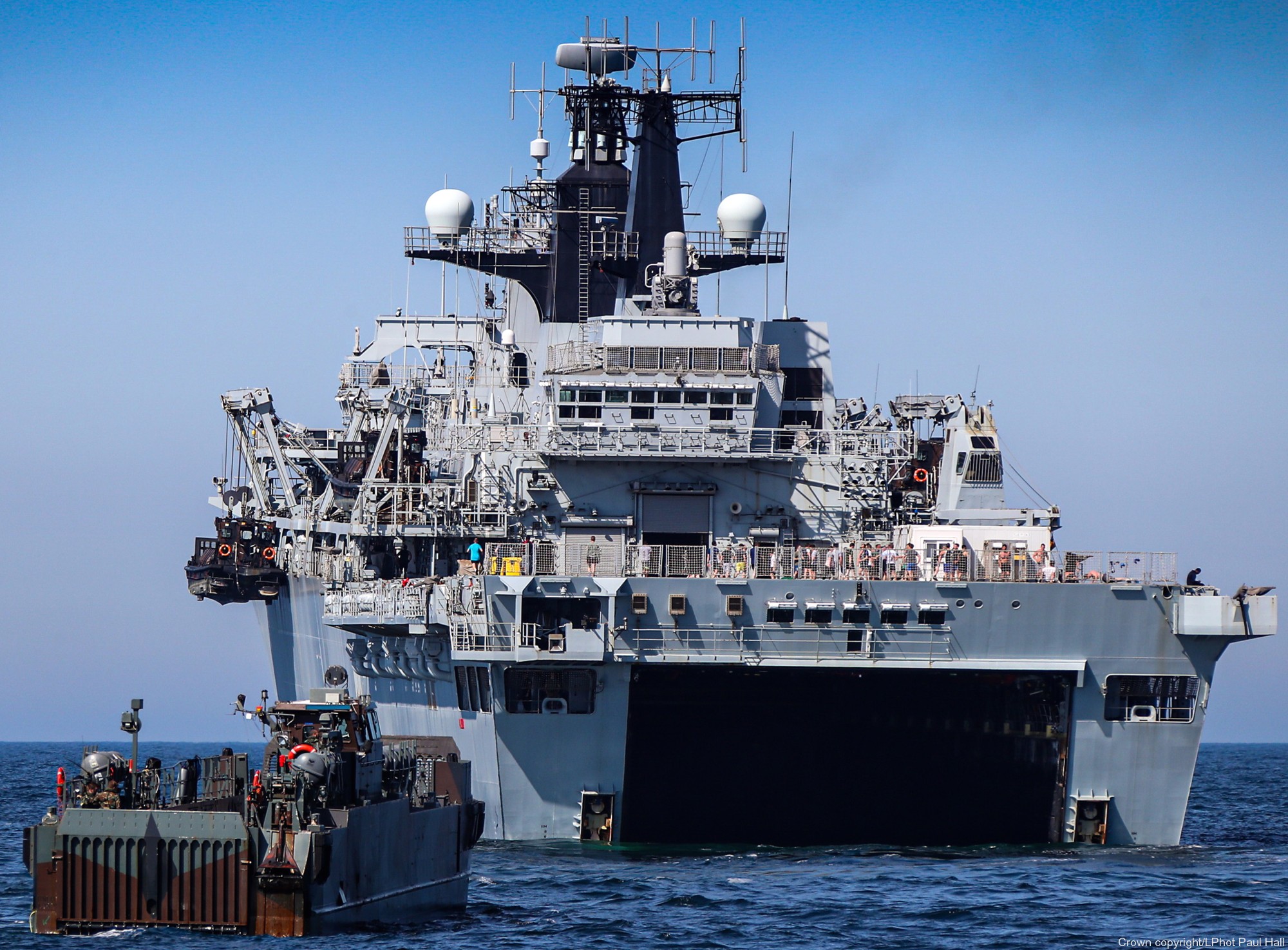 l14 hms albion amphibious transport dock assault ship landing platform lpd royal navy 54