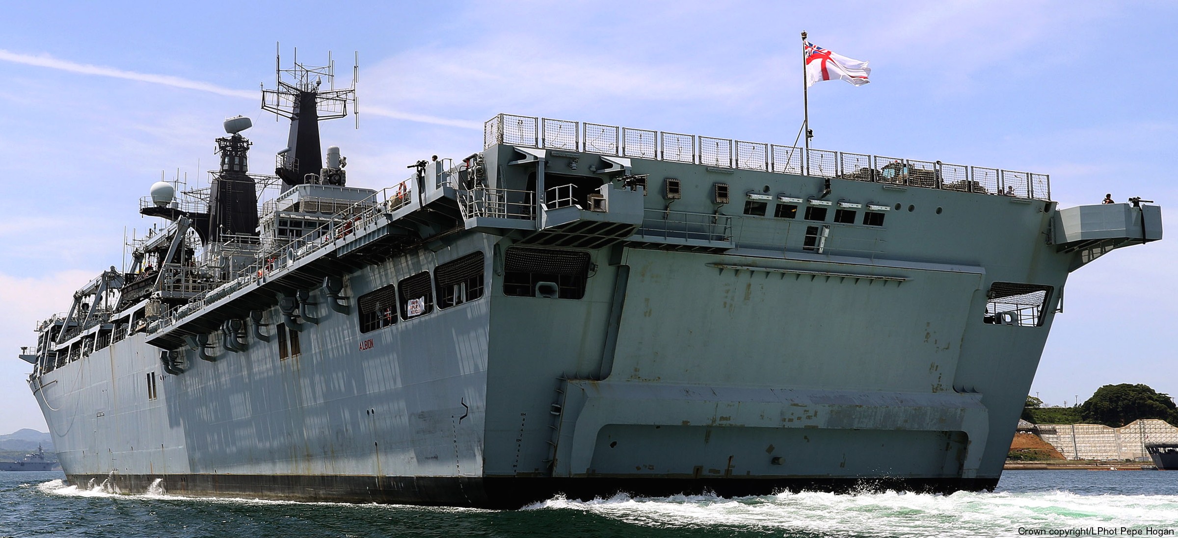 l14 hms albion amphibious transport dock assault ship landing platform lpd royal navy 60