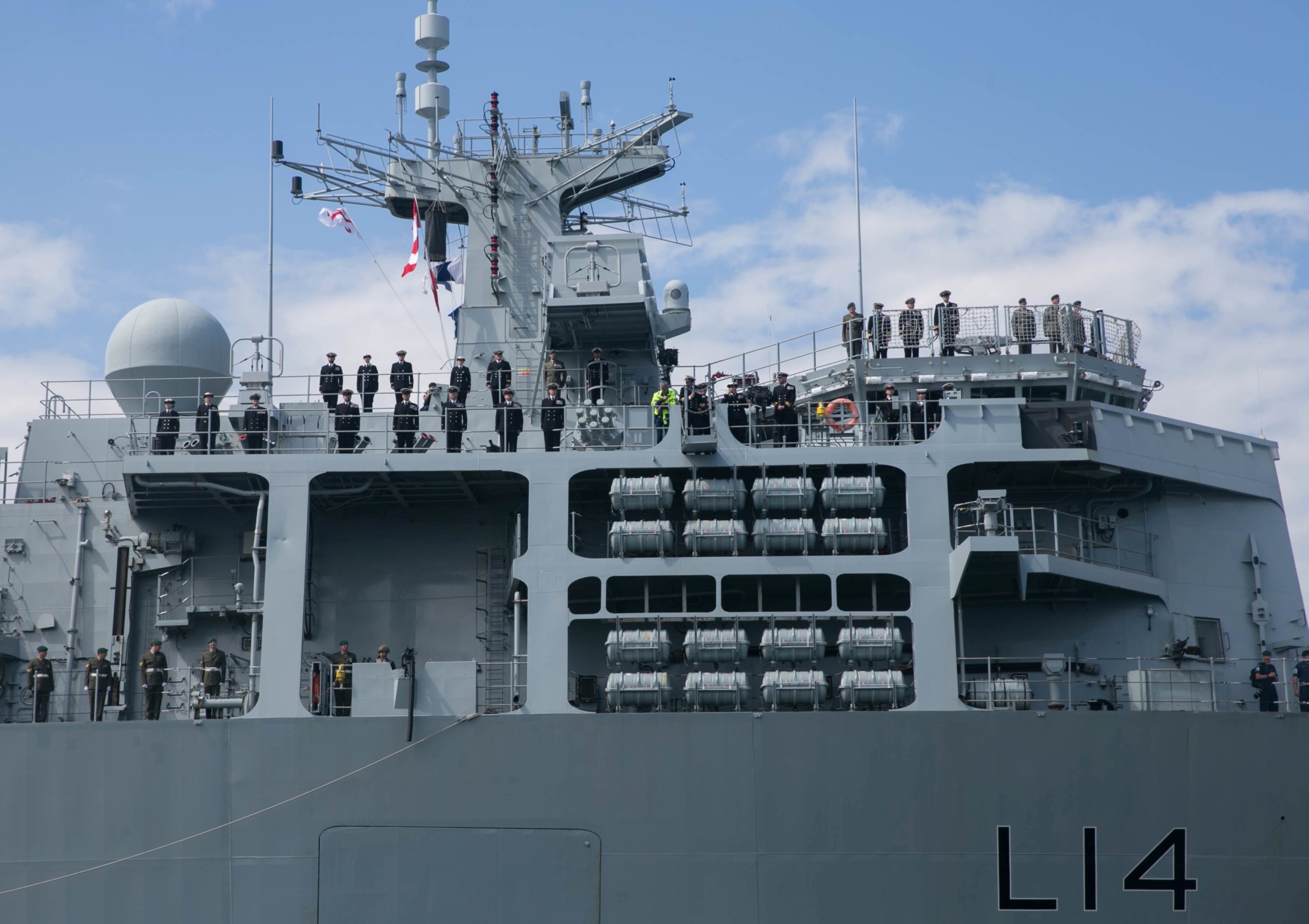 l14 hms albion amphibious transport dock assault ship landing platform lpd royal navy 76