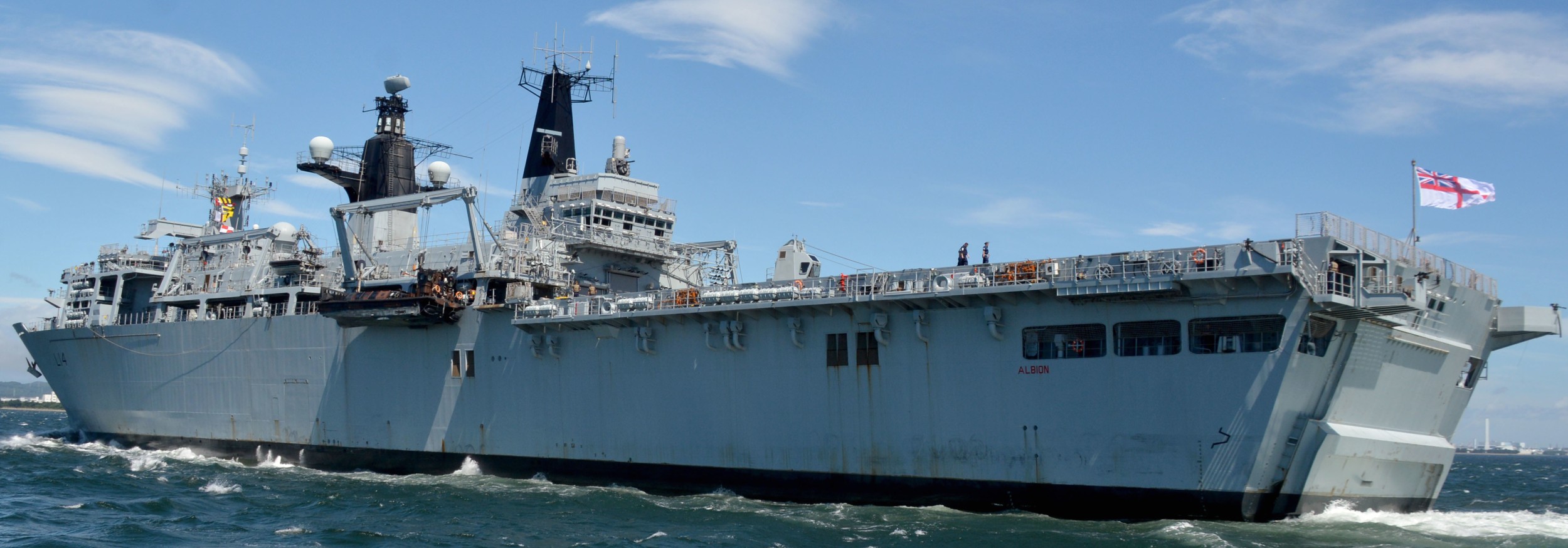 l14 hms albion amphibious transport dock assault ship landing platform lpd royal navy 79