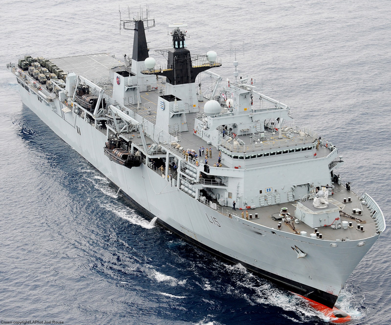 l15 hms bulwark albion class amphibious transport dock assault ship landing platform lpd royal navy 06