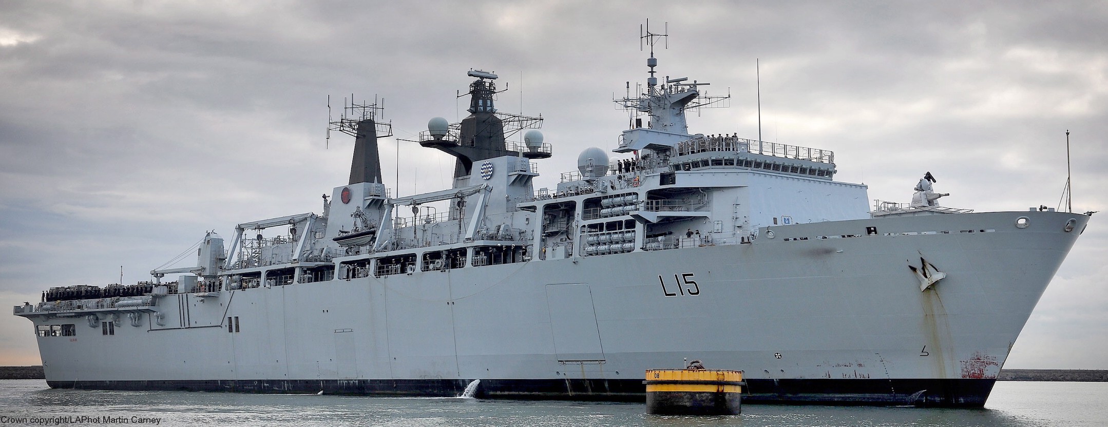 l15 hms bulwark albion class amphibious transport dock assault ship landing platform lpd royal navy 21