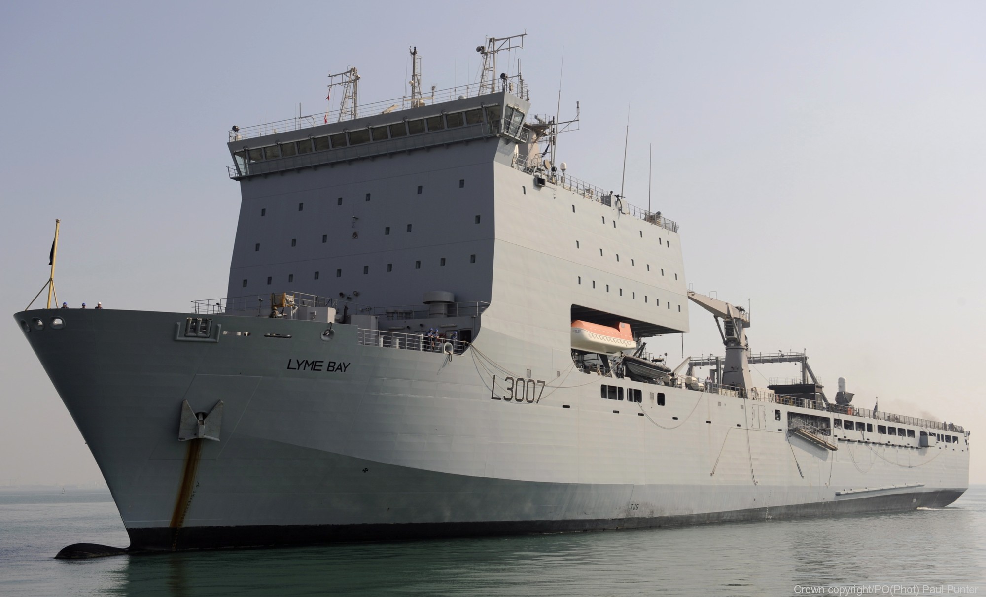 l-3007 rfa lyme bay dock landing ship royal fleet auxilary navy 04