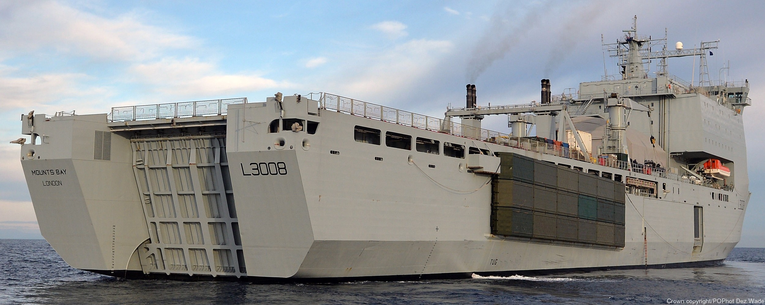 l-3008 rfa mounts bay amphibious dock landing ship transport royal fleet auxilary navy 16