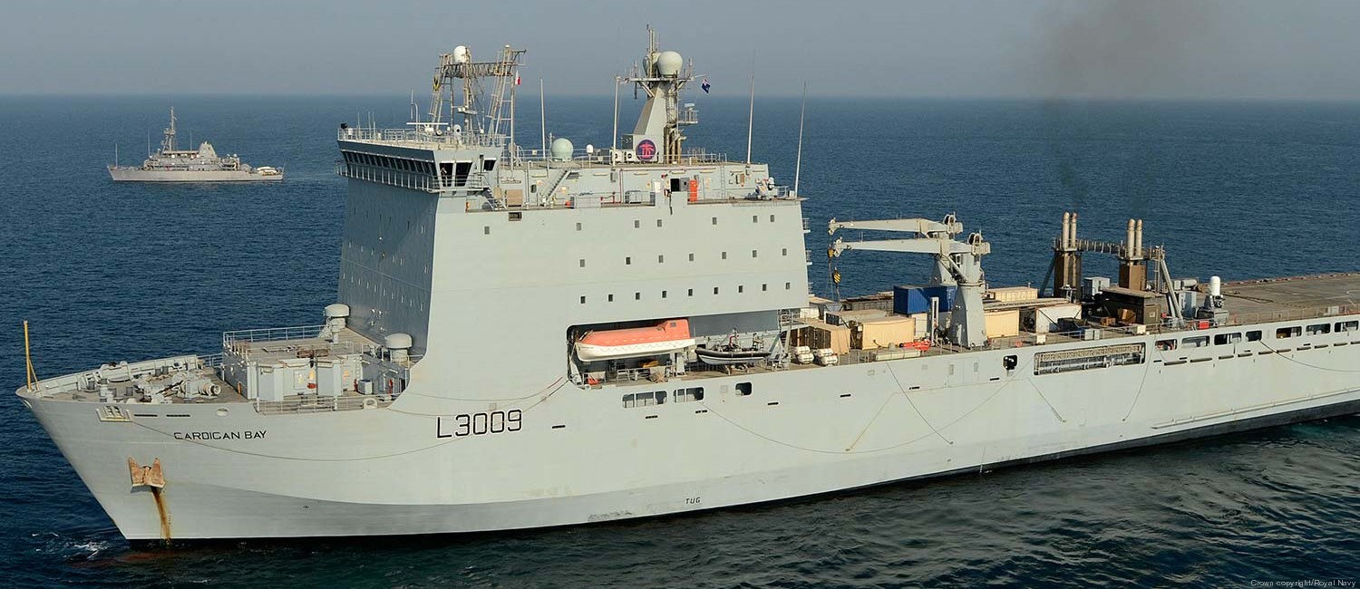 l-3009 rfa cardigan bay class dock landing ship lsd royal navy fleet auxilary 17
