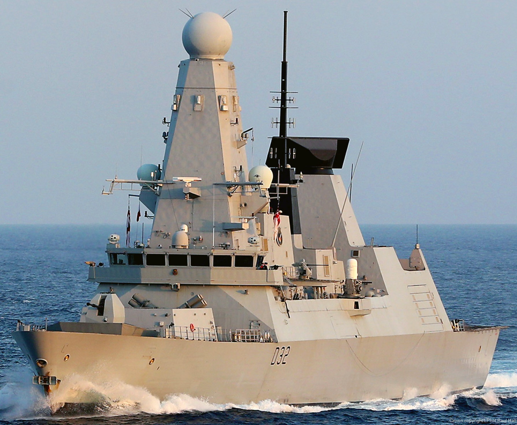 d32 hms daring type 45 class guided missile destroyer ddg royal navy sea viper paams 56