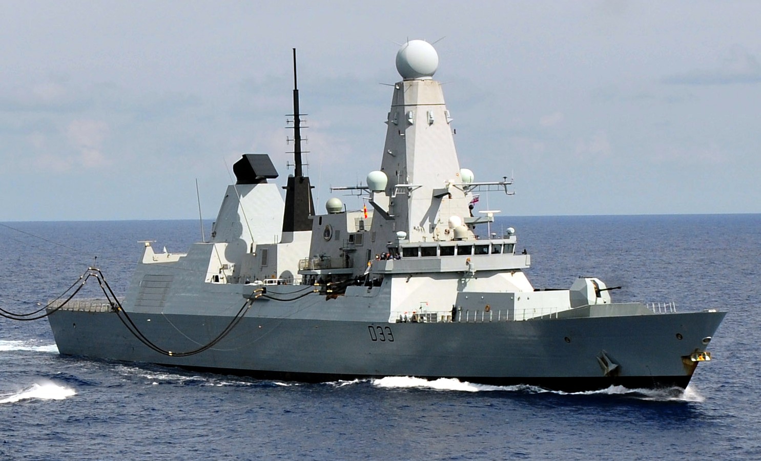 hms dauntless d-33 type 45 daring class guided missile destroyer royal navy sea viper paams 03