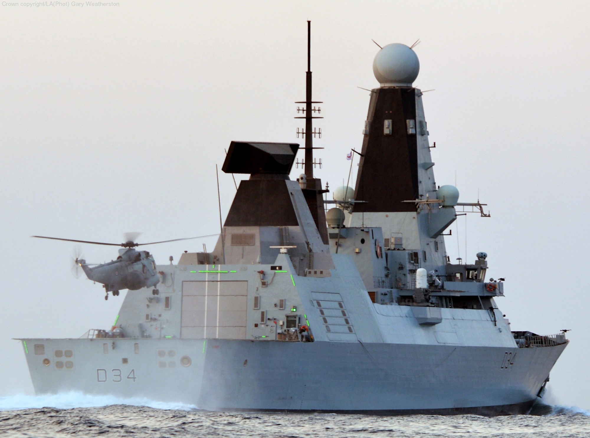 hms diamond d-34 type 45 daring class guided missile destroyer ddg royal navy sea viper paams 12 flight deck helicopter hangar