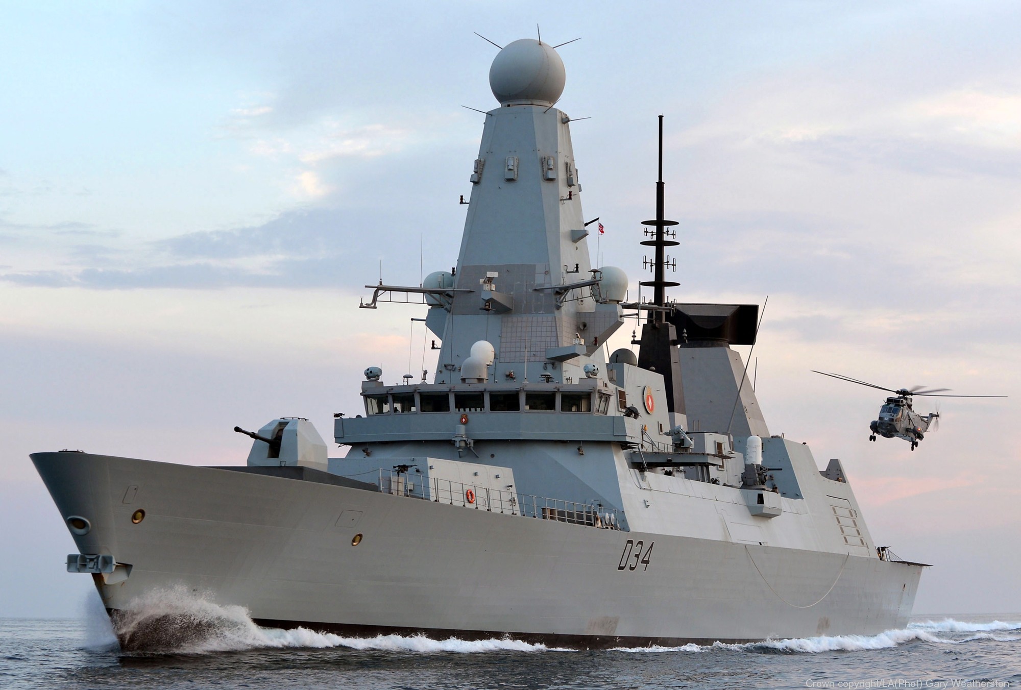 hms diamond d-34 type 45 daring class guided missile destroyer ddg royal navy sea viper paams 16