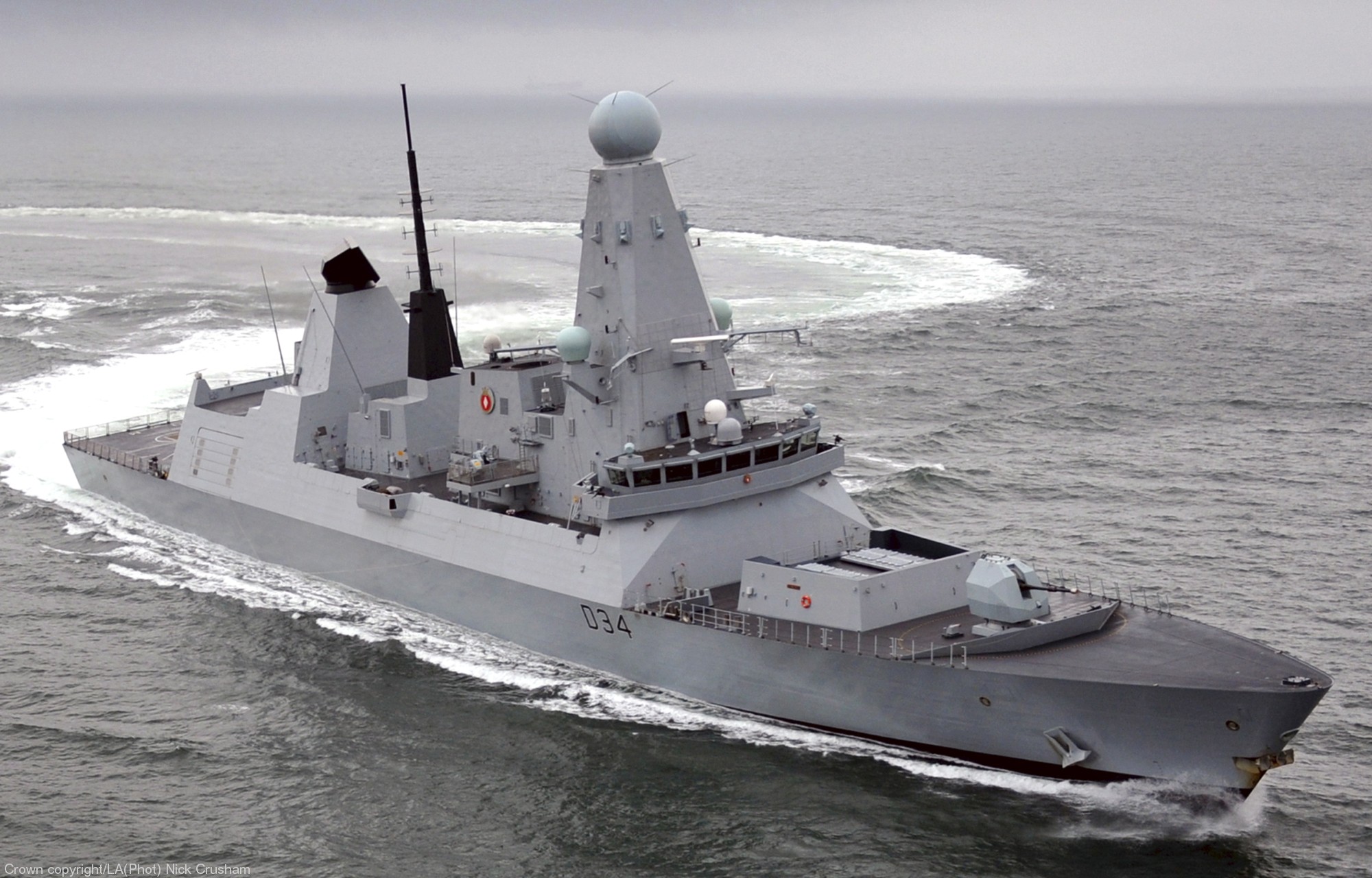 hms diamond d-34 type 45 daring class guided missile destroyer ddg royal navy sea viper paams 20