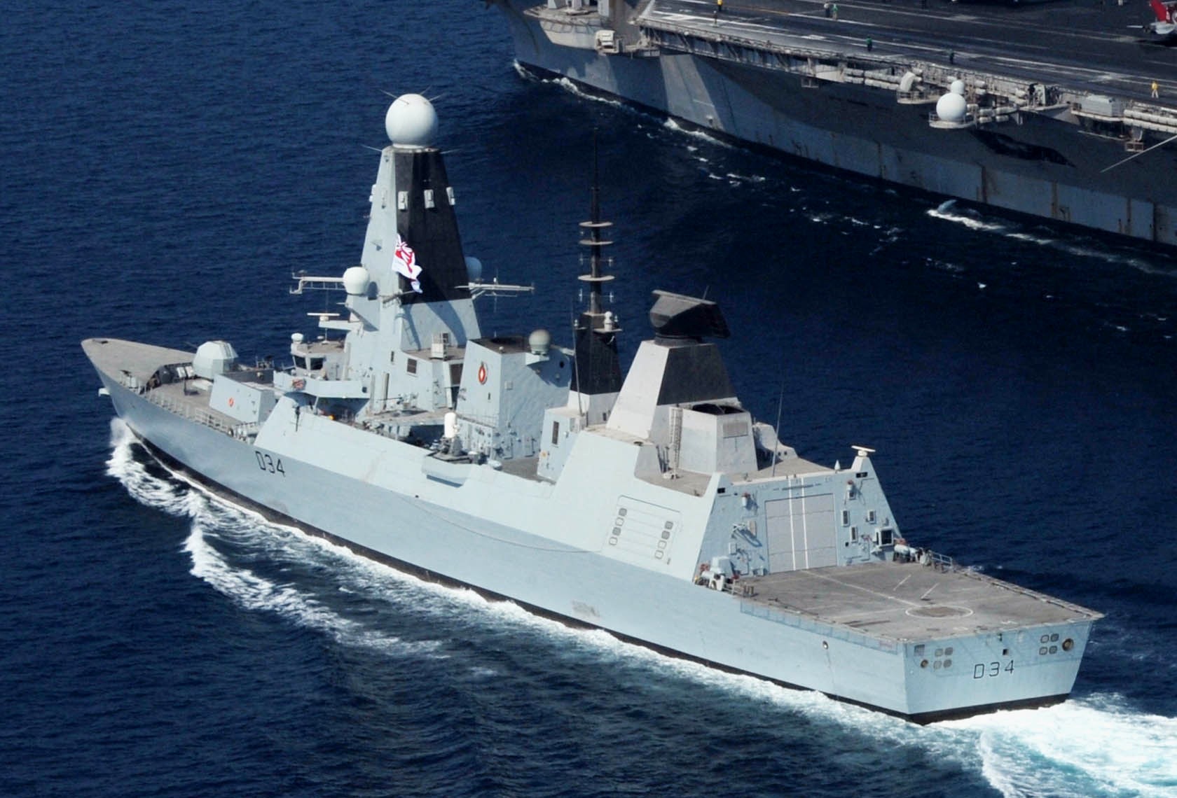 hms diamond d-34 type 45 daring class guided missile destroyer ddg royal navy sea viper paams 26