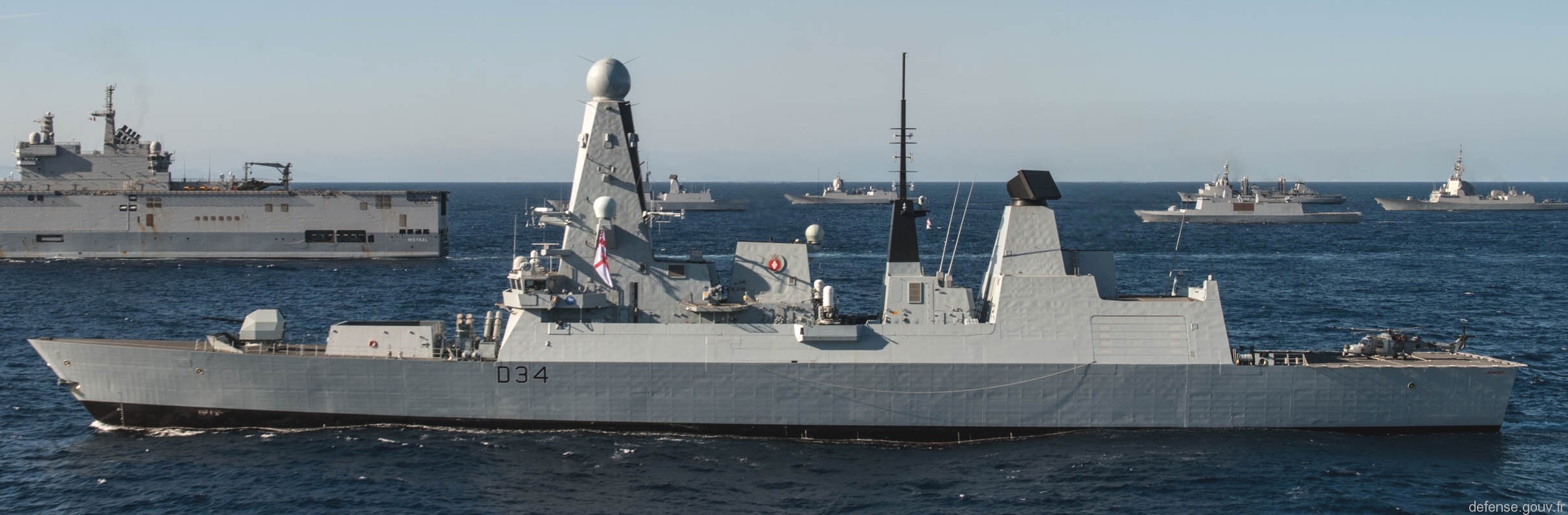 hms diamond d-34 type 45 daring class guided missile destroyer ddg royal navy sea viper paams 39
