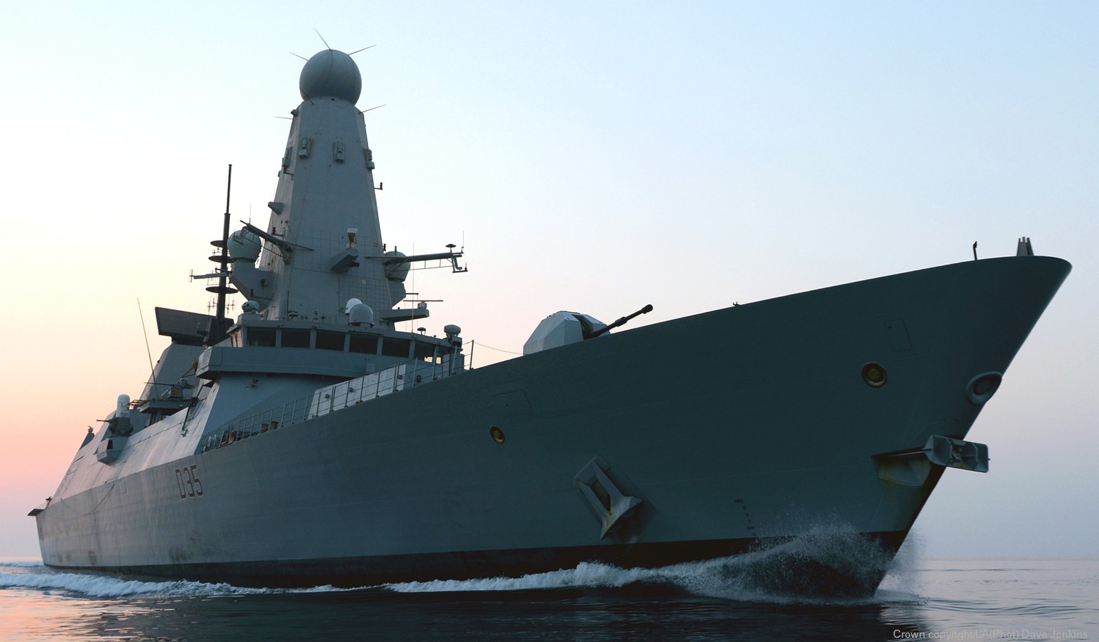 hms dragon d-35 type 45 daring class guided missile destroyer ddg royal navy sea viper paams 23