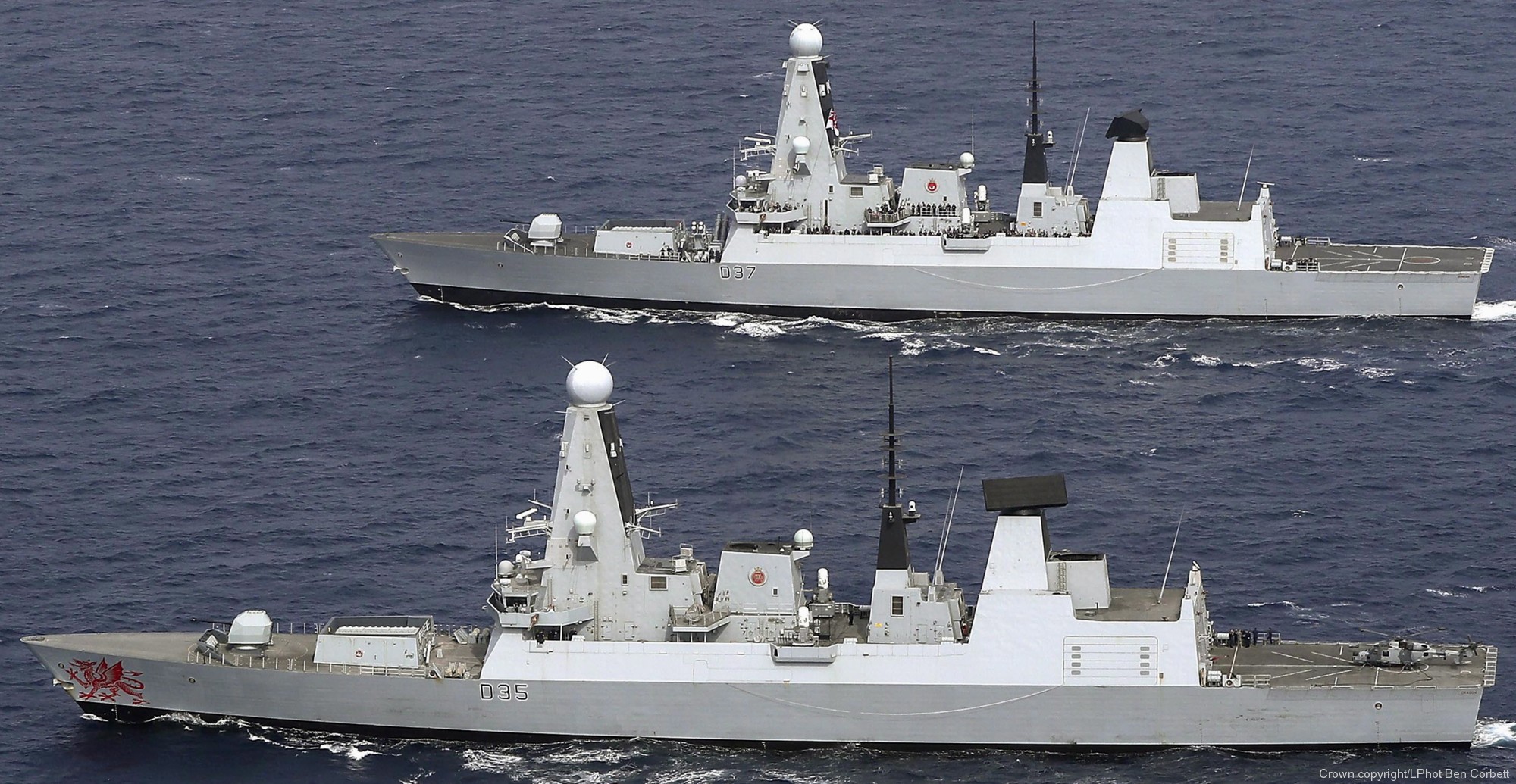 d35 hms dragon d-35 type 45 daring class guided missile destroyer ddg royal navy sea viper paams 40