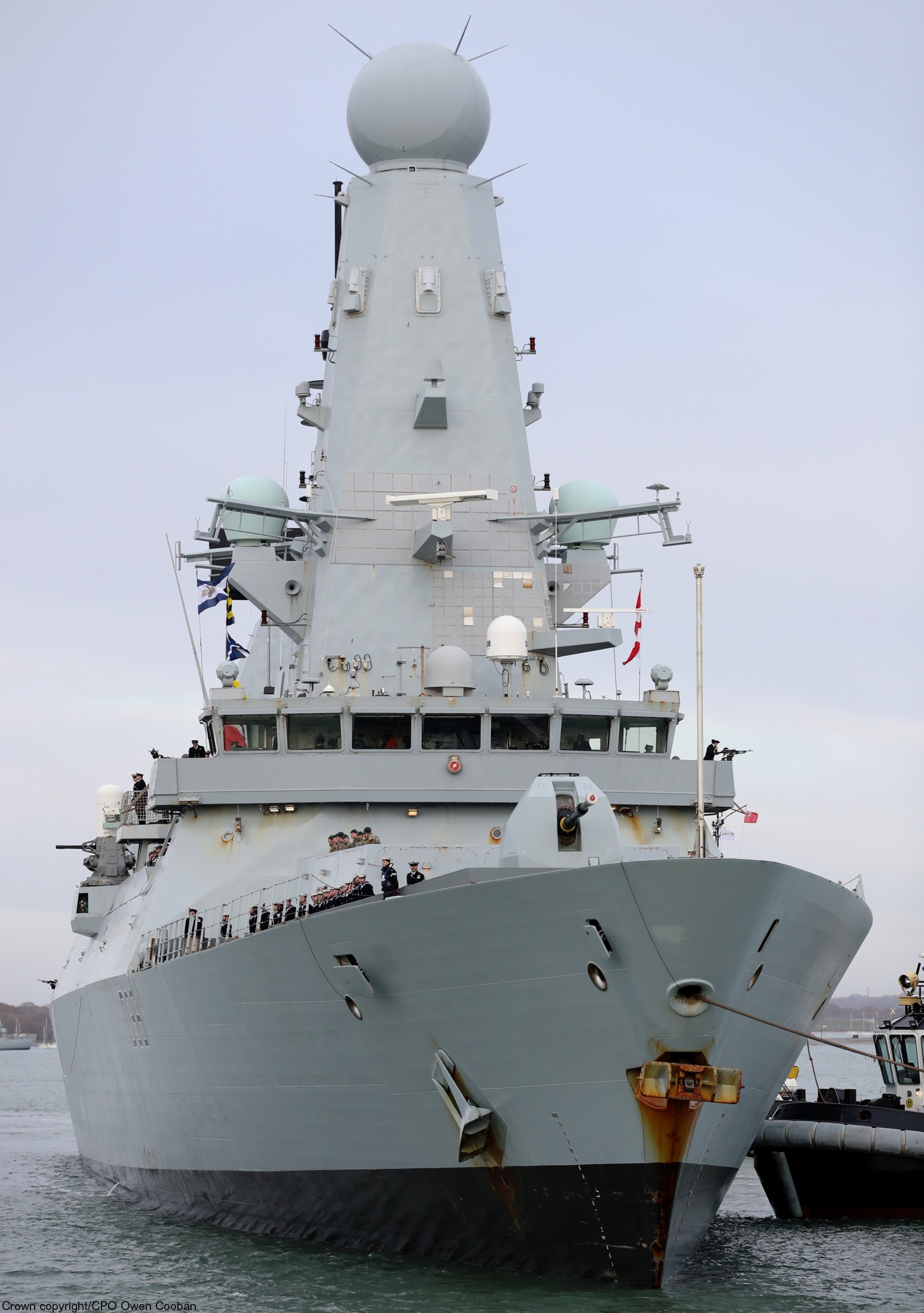 d36 hms defender d-36 type 45 daring class guided missile destroyer ddg royal navy sea viper 26