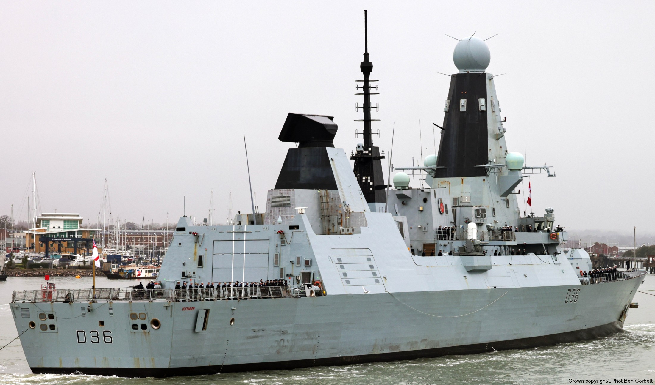 d36 hms defender d-36 type 45 daring class guided missile destroyer ddg royal navy sea viper 30