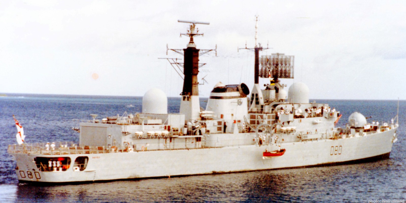 hms sheffield d 80 destroyer royal navy falkland war sunk