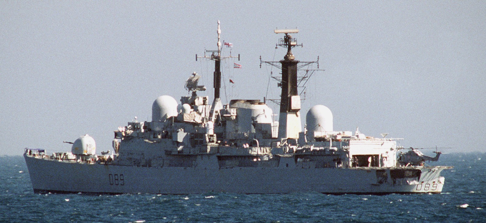 d 89 hms exeter type 42 sheffield class destroyer royal navy