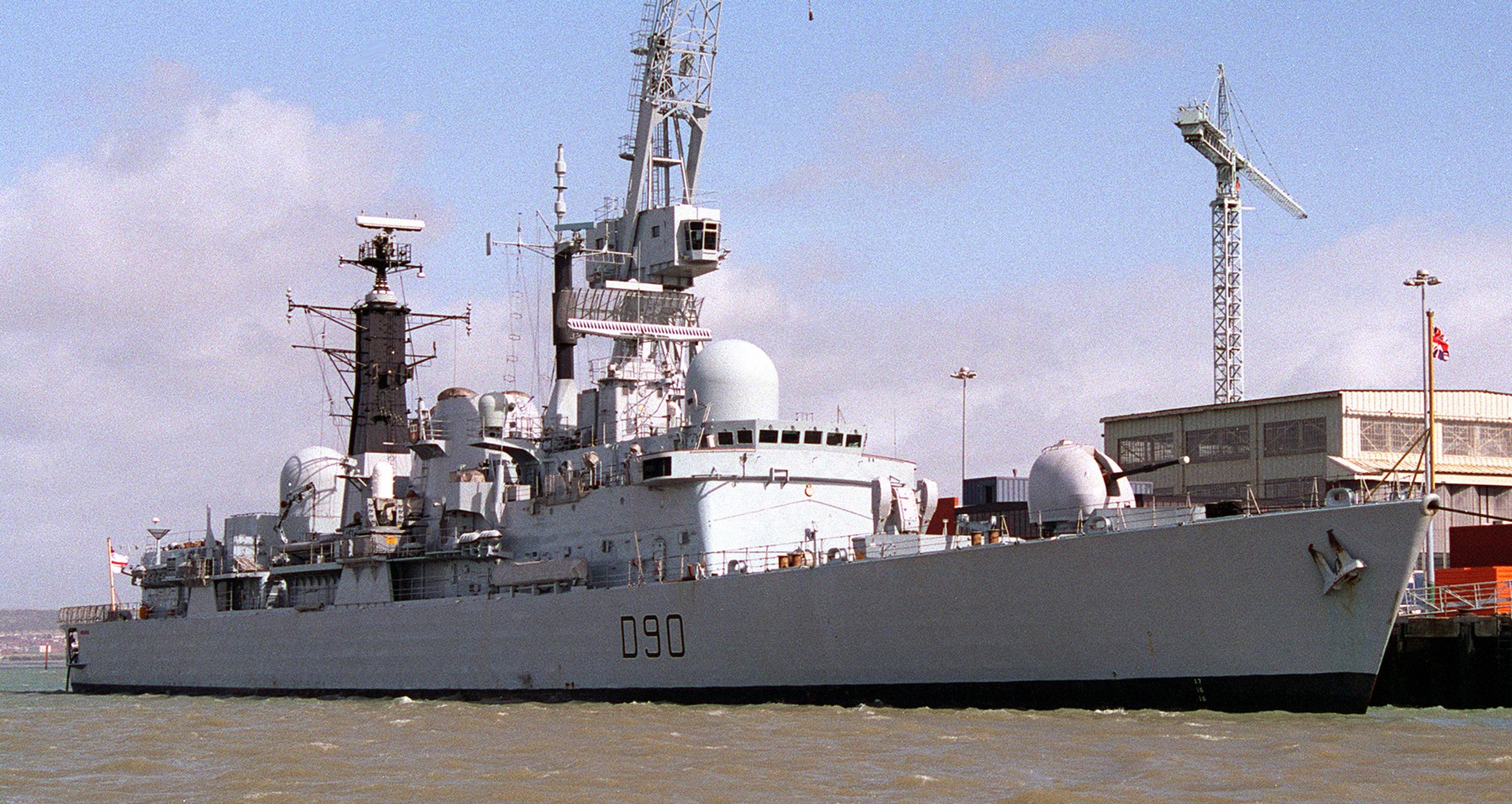 hms southampton d 90 royal navy destroyer