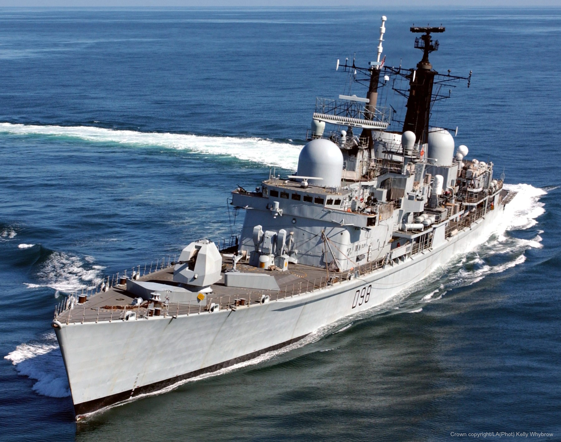 d-98 hms york type 42 sheffield class guided missile destroyer royal navy 06