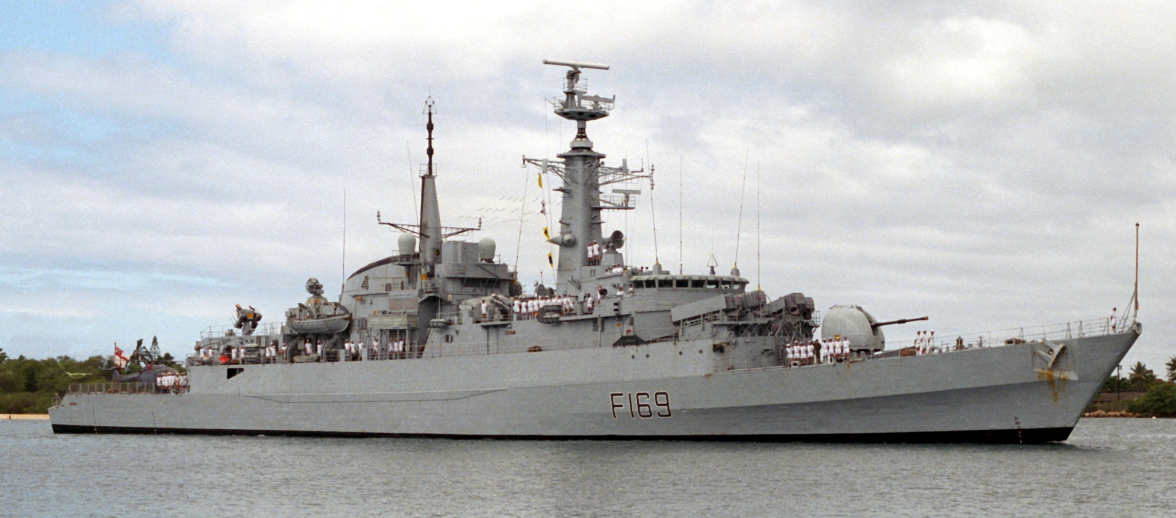 hms amazon f 169 class type 21 frigate royal navy seacat sam exocet ssm