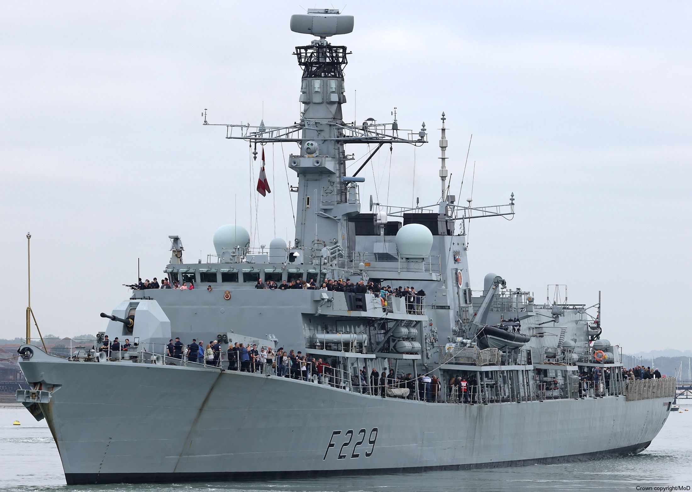 f229 hms lancaster type 23 duke class guided missile frigate royal navy 45