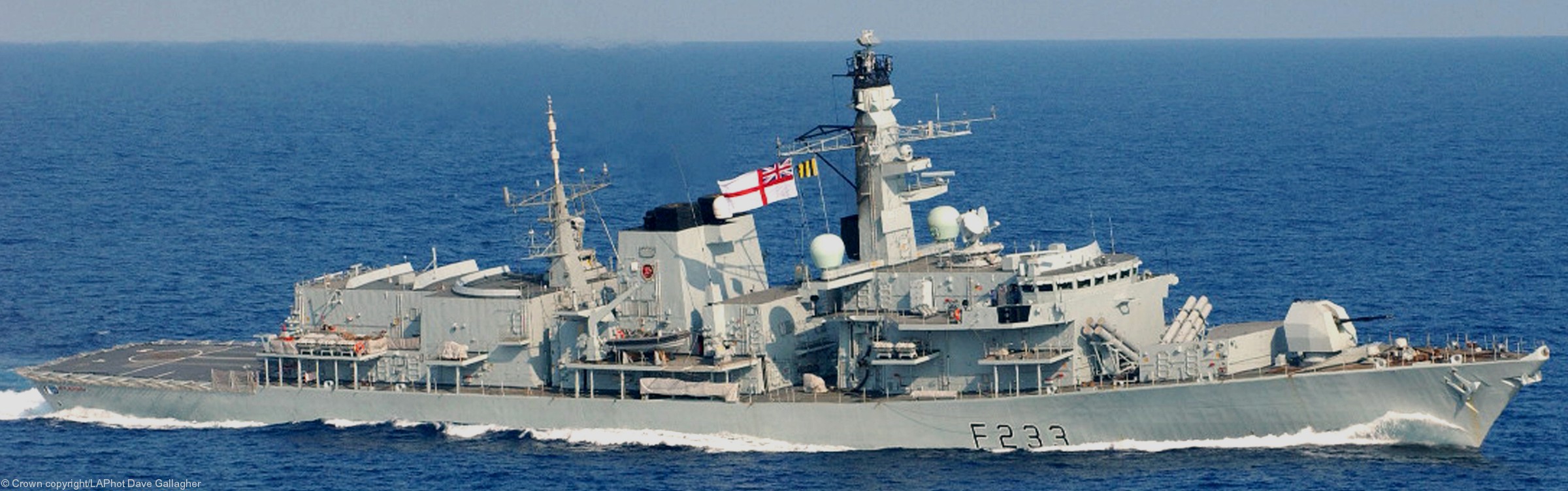 f233 hms marlborough type 23 duke class guided missile frigate ffg royal navy 10