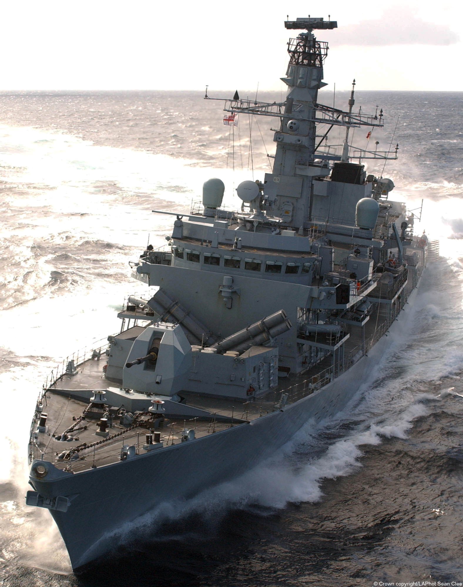 f233 hms marlborough type 23 duke class guided missile frigate ffg royal navy 19