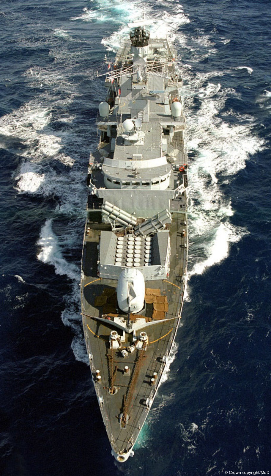 f233 hms marlborough type 23 duke class guided missile frigate ffg royal navy 22