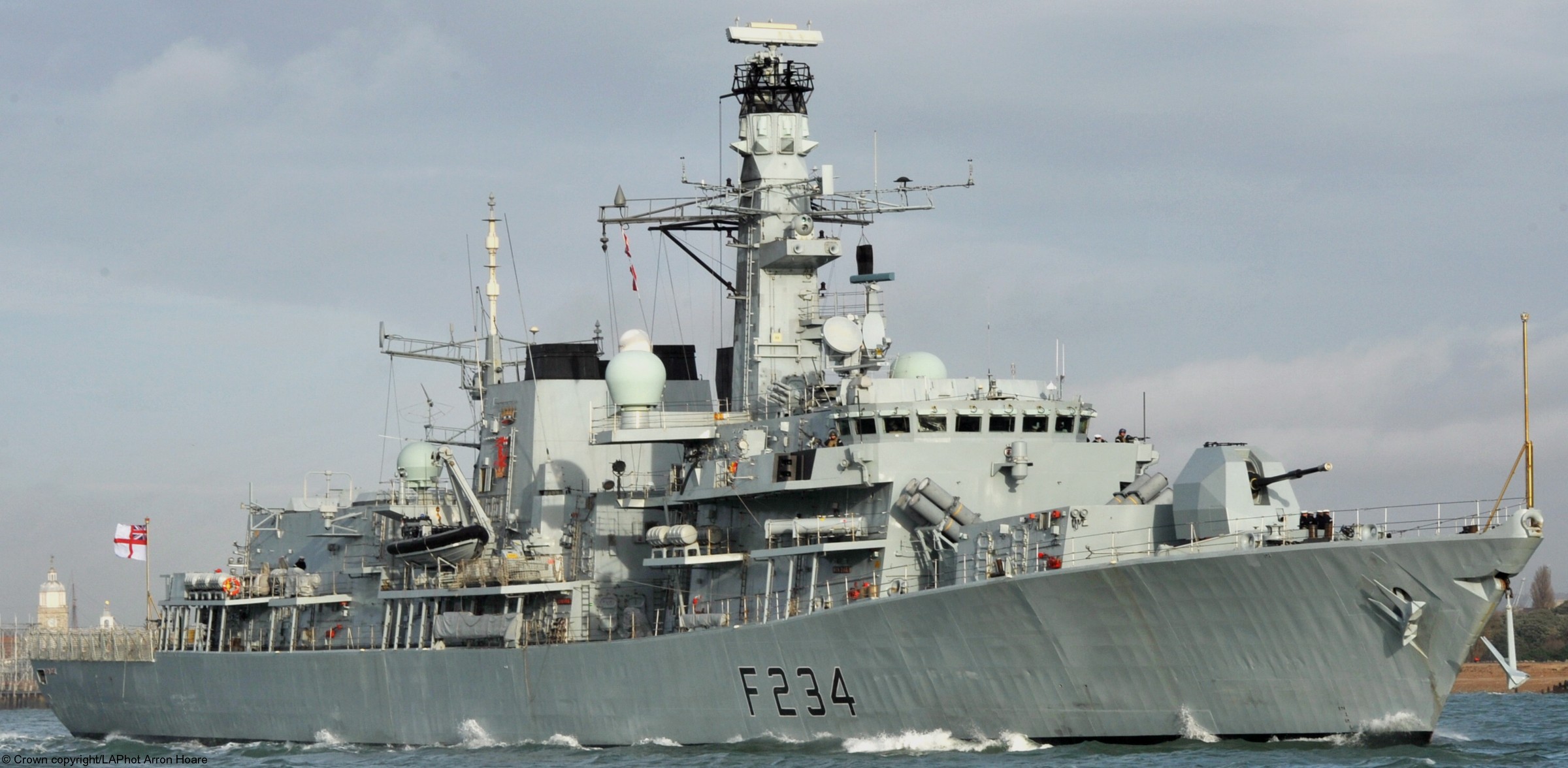 f234 hms iron duke type 23 duke class guided missile frigate ffg royal navy 32