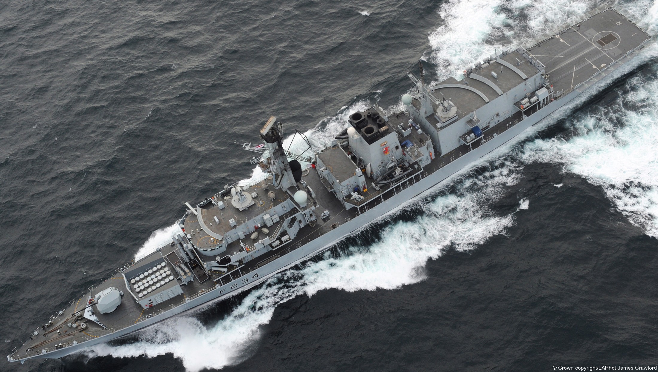 f234 hms iron duke type 23 duke class guided missile frigate ffg royal navy 37
