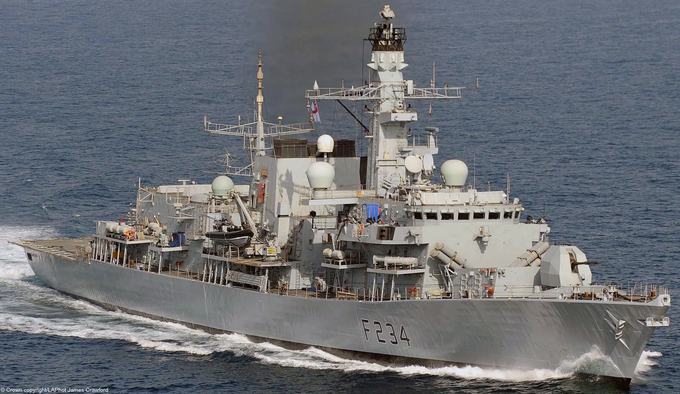 f234 hms iron duke type 23 duke class guided missile frigate ffg royal navy 38