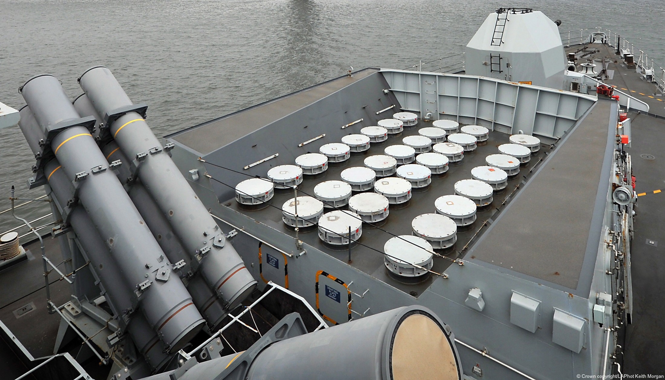 f234 hms iron duke type 23 duke class frigate gws-26 vls sea wolf missile sam rgm-84 harpoon ssm 41