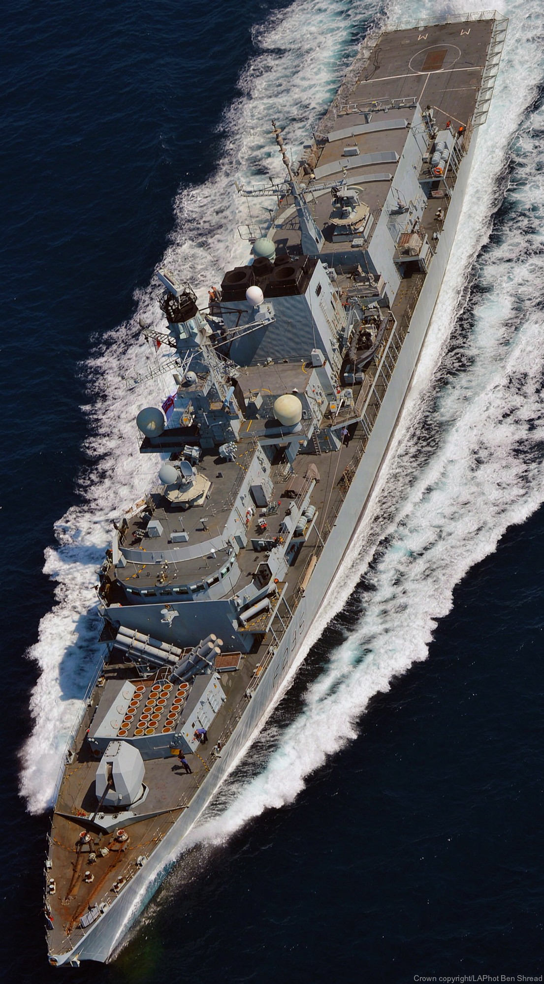 f-235 hms monmouth type 23 duke class guided missile frigate ffg royal navy 02