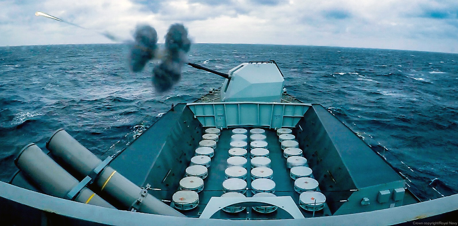 f-235 hms monmouth type 23 duke class guided missile frigate ffg royal navy 14
