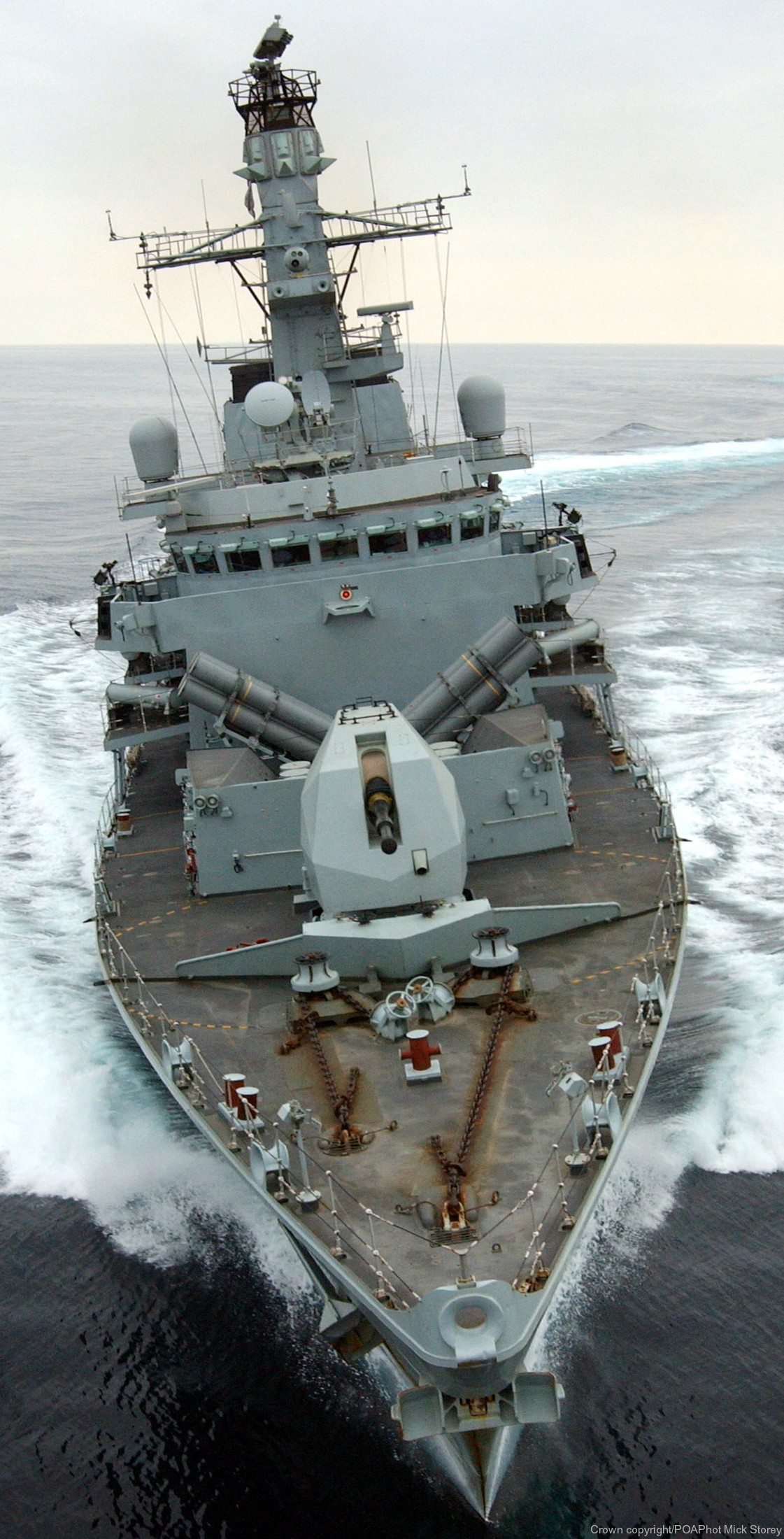 f-236 hms montrose type 23 duke class guided missile frigate ffg royal navy 12