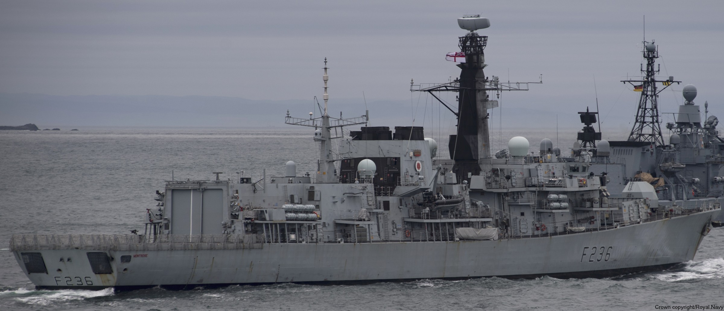 f-236 hms montrose type 23 duke class guided missile frigate ffg royal navy 44