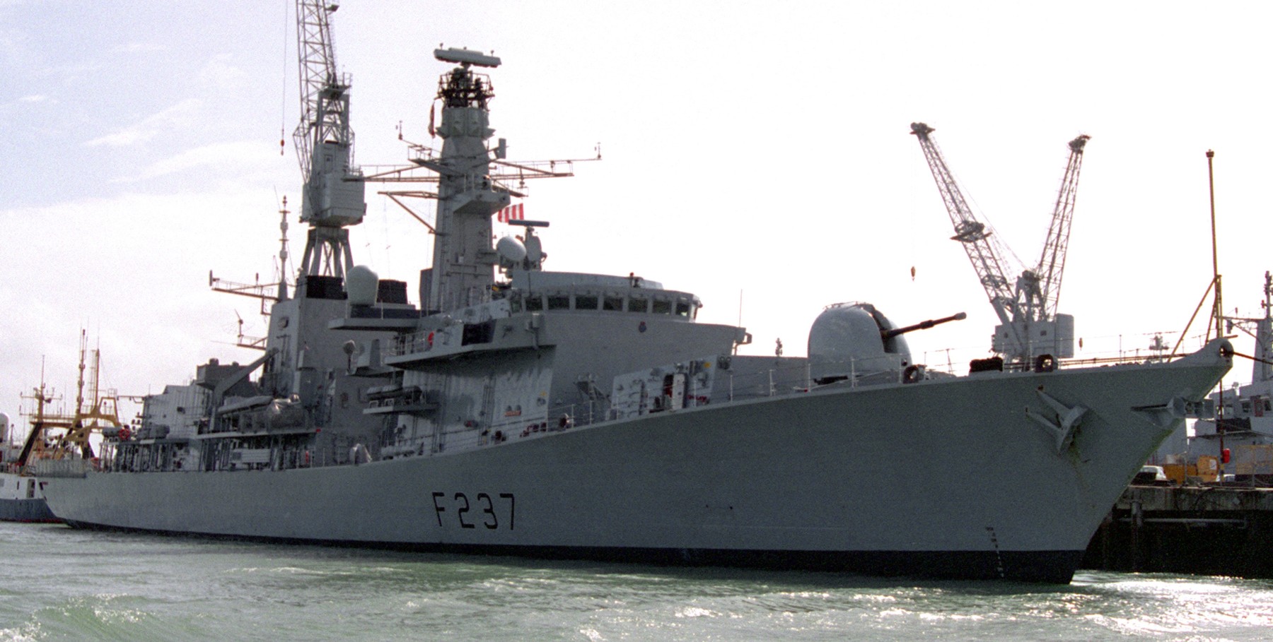f-237 hms westminster type 23 duke class frigate royal navy 15