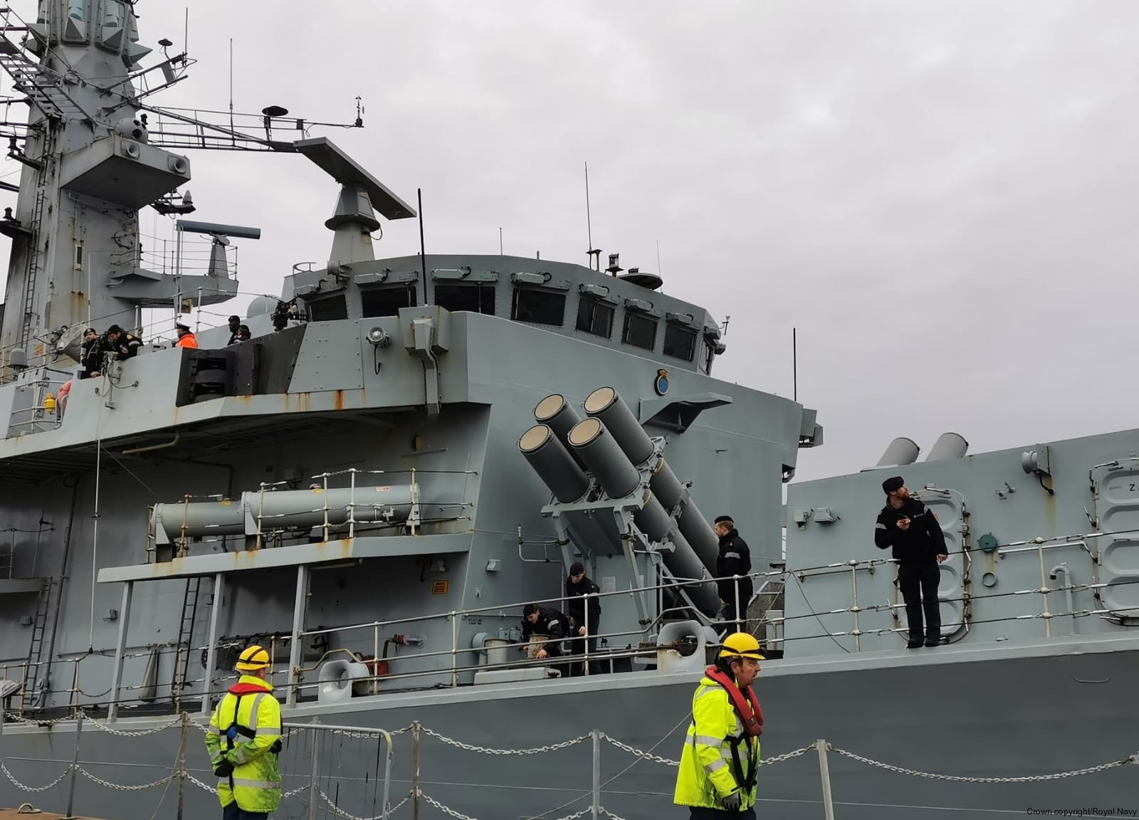 f-237 hms westminster type 23 duke class guided missile frigate ffg royal navy 36