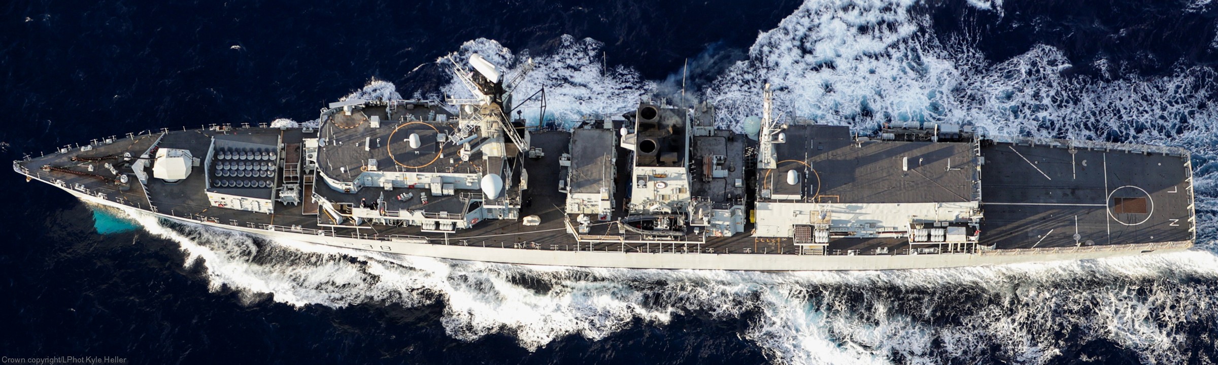 f-238 hms northumberland type 23 duke class guided missile frigate royal navy 38