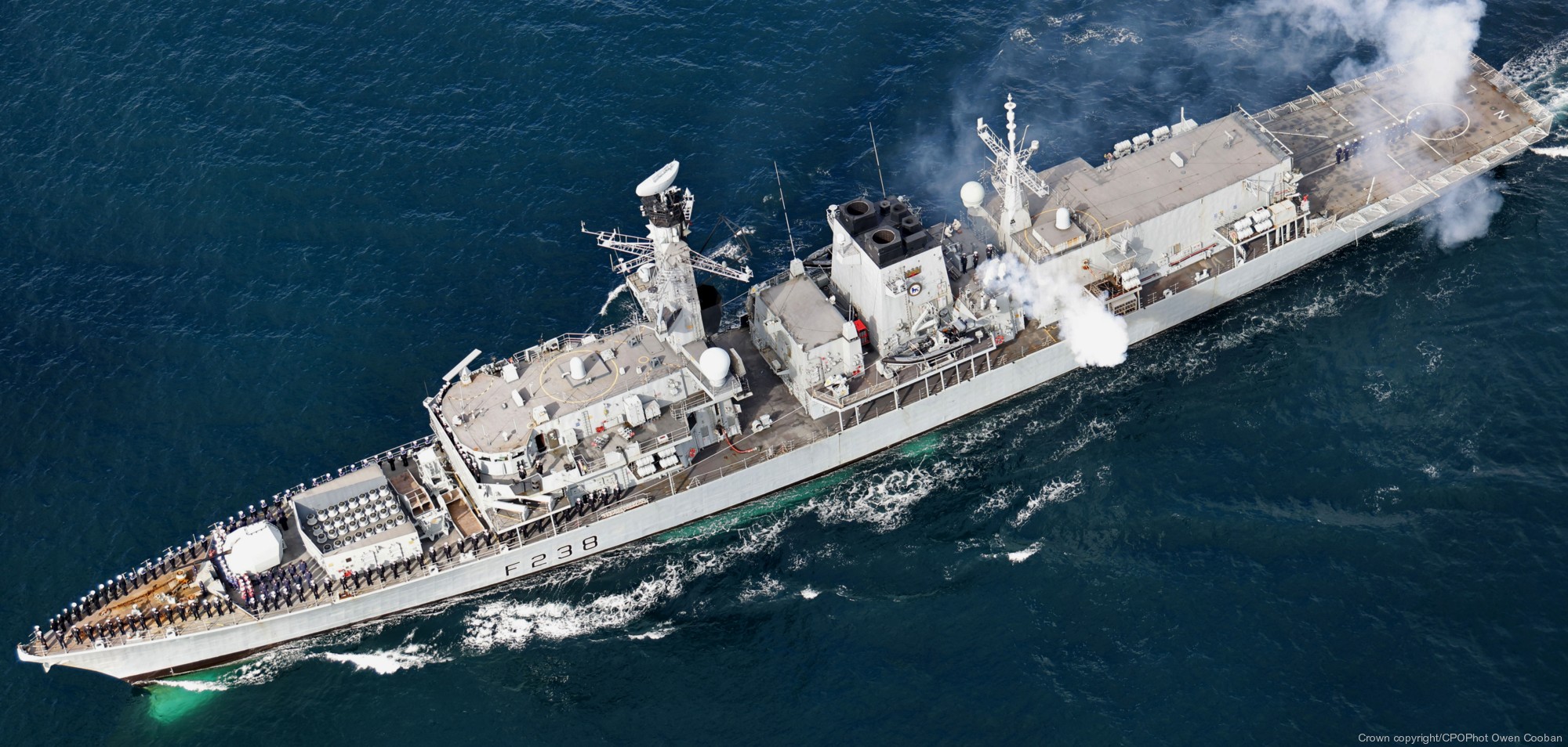 f-238 hms northumberland type 23 duke class guided missile frigate ffg royal navy 40