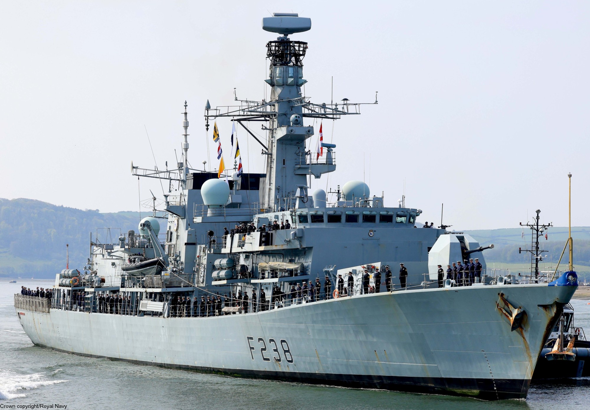 f-238 hms northumberland type 23 duke class guided missile frigate ffg royal navy 46