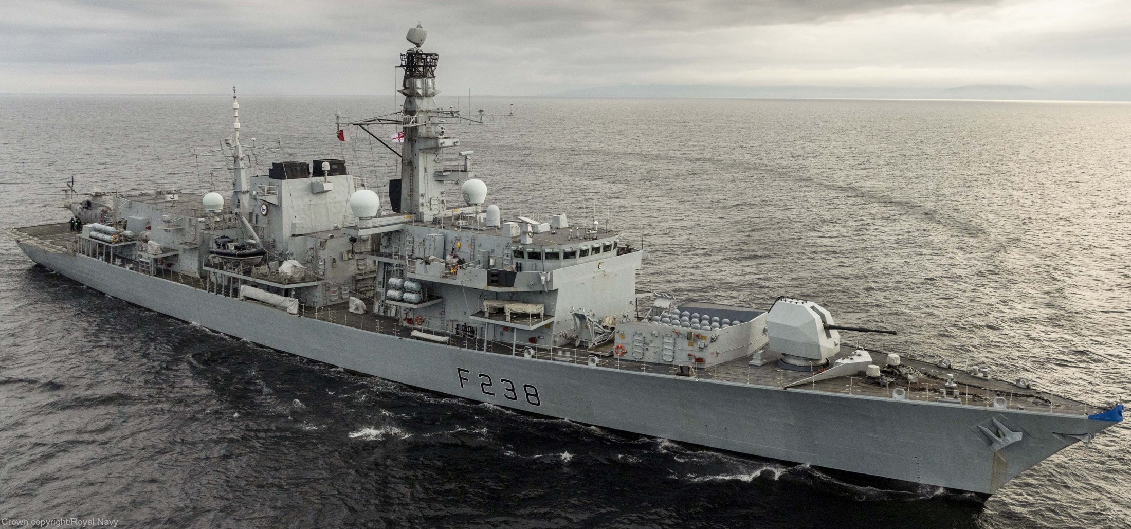 f-238 hms northumberland type 23 duke class guided missile frigate ffg royal navy 47