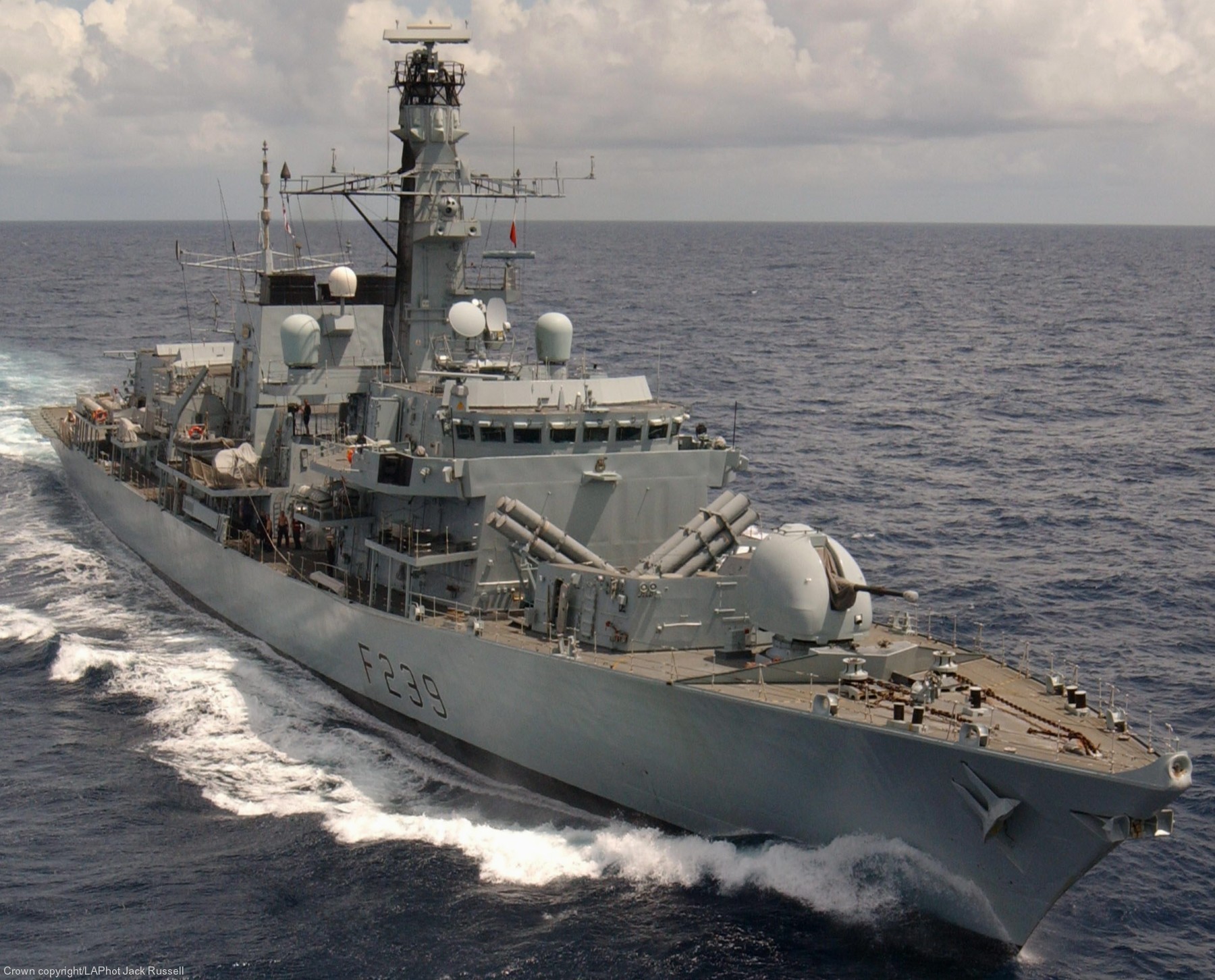 f-239 hms richmond type 23 duke class guided missile frigate ffg royal navy 03